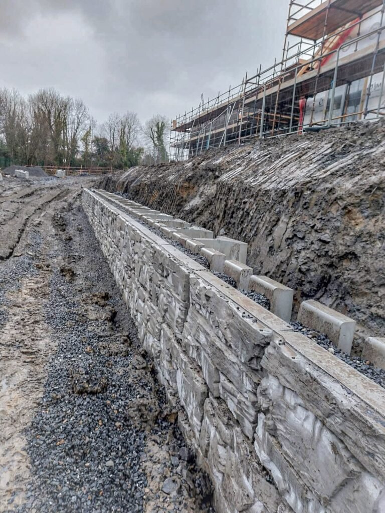Retaining wall builder